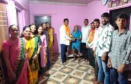 ‘सेवा संकल्प’ अभियानातून पाले येथे कर्णबधिर वयोवृद्ध महिलेला श्रवणयंत्राचा आधार